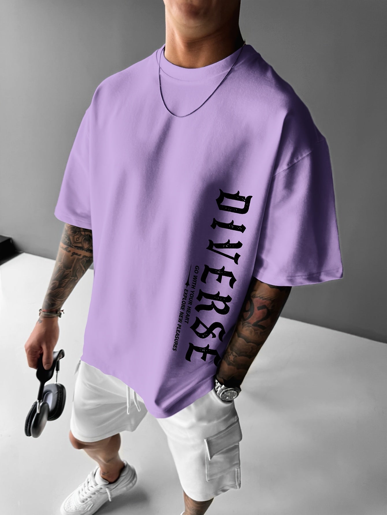 Camiseta Gráfica "DIVERSE"
