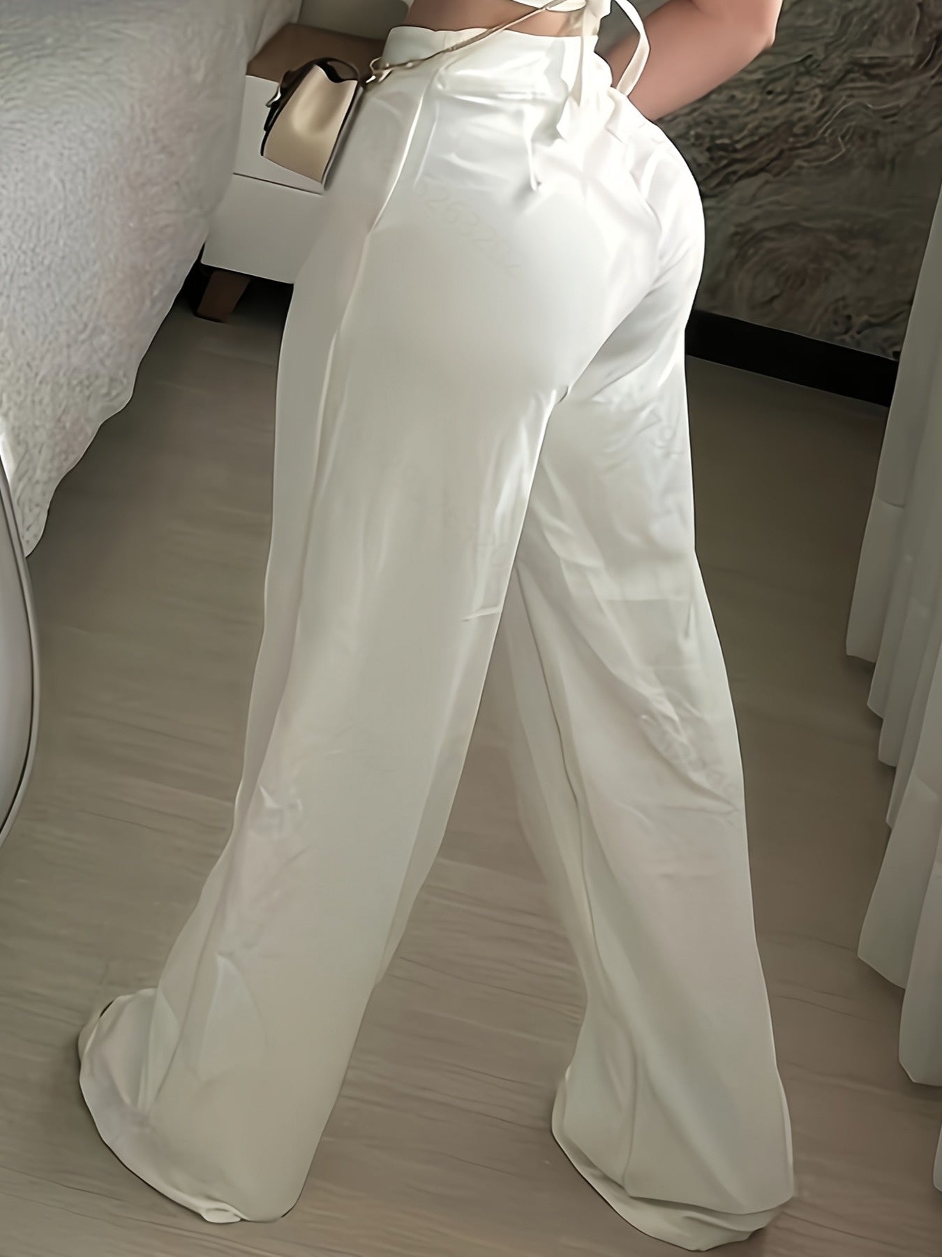 Conjunto de dos Piezas top corto con botones y cuello en V y Pantalones anchos de cintura alta