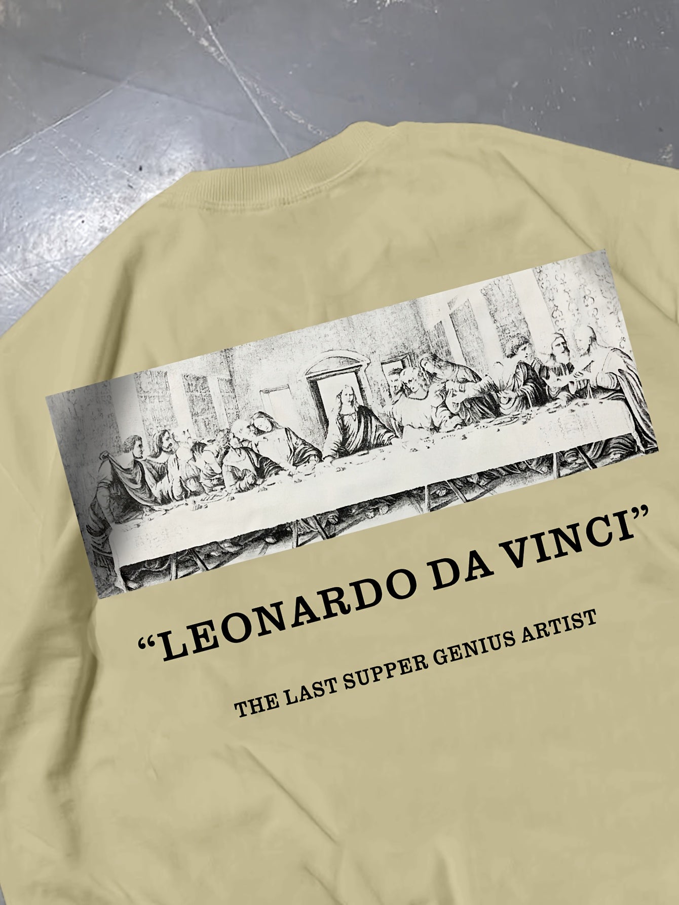 Camiseta gráfica "La Última Cena de Da Vinci"