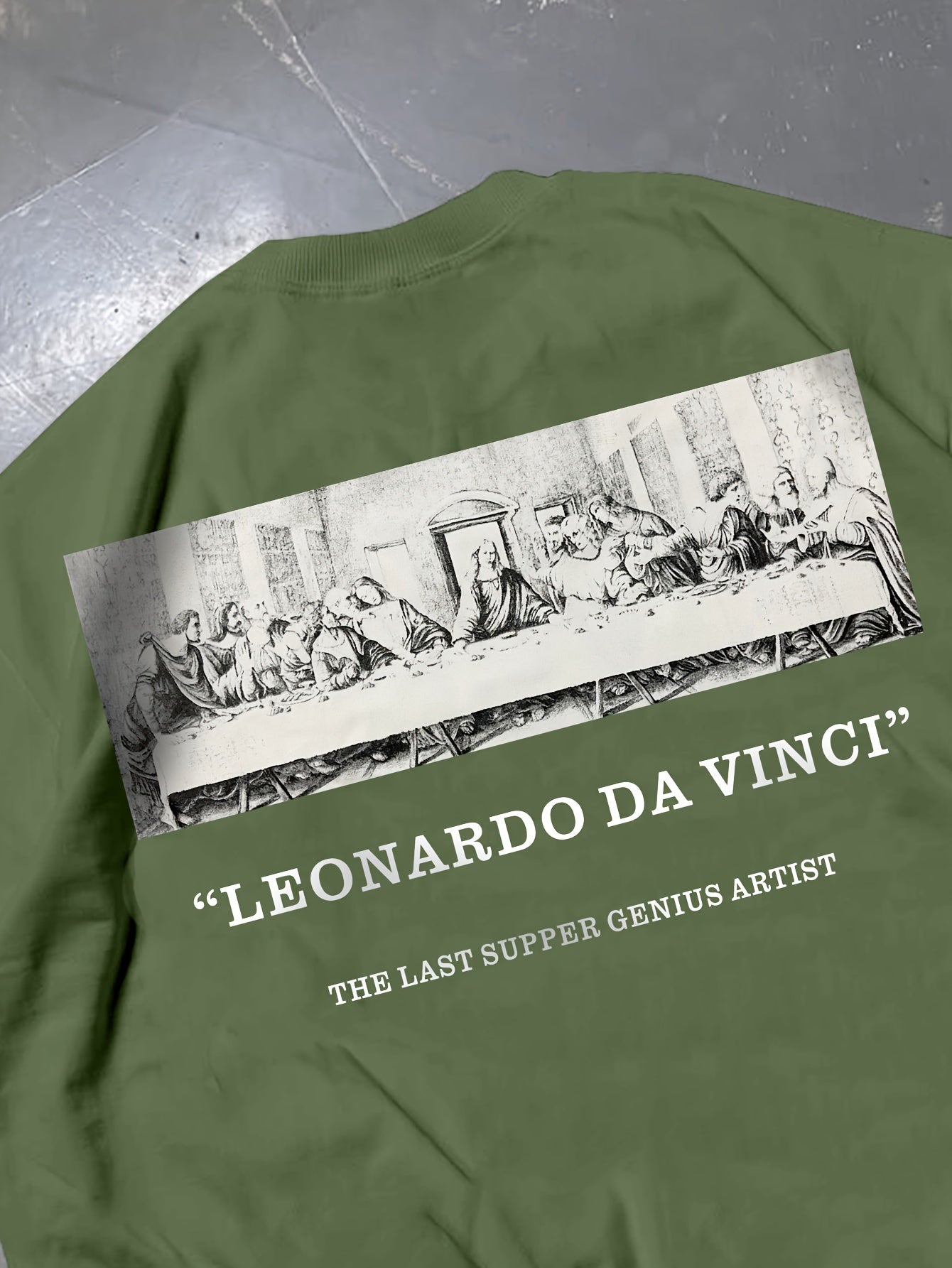 Camiseta gráfica "La Última Cena de Da Vinci"